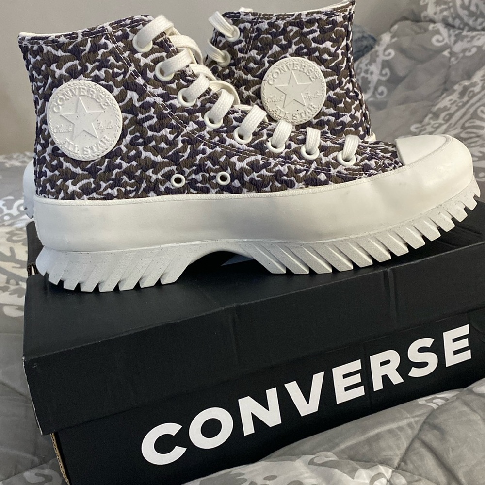 Converse Lugged HighTop Unisex Sneakers